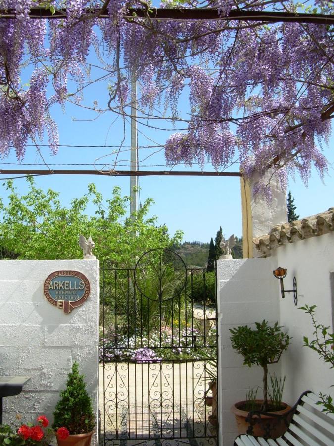 River Ebro Holidays Tivenys Buitenkant foto
